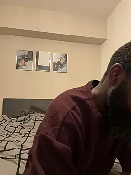 Snapshot of smartfuck777 chatting on March 19, 5:22 am smartfuck777 online show from March 19, 5:22 am