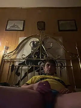 Snapshot of Javix77788 chatting on February 27, 12:32 am Javix77788 online show from February 27, 12:32 am