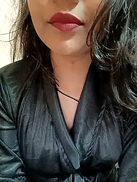 Snapshot of Rukmadi_hot chatting on January 10, 3:52 am Rukmadi hot online show from January 10, 3:52 am