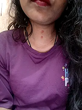 Snapshot of Rukmadi_hot chatting on January 15, 4:06 am Rukmadi hot online show from January 15, 4:06 am