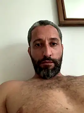 Calientesensible online show from December 13, 9:09 pm