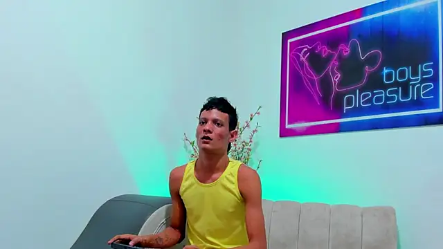 Peter boys 1 online show from December 18, 5:02 am