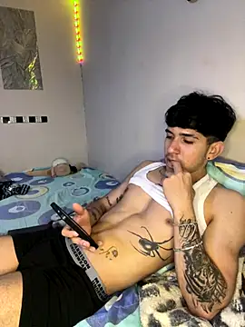 wil hot online show from December 19, 3:46 am