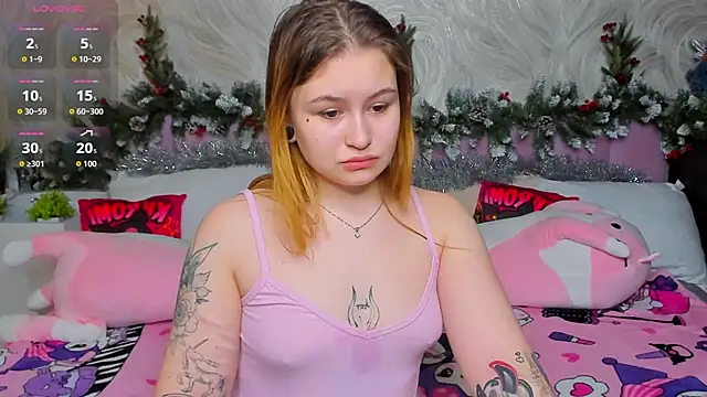 MilanaXHoney online show from December 21, 1:13 am