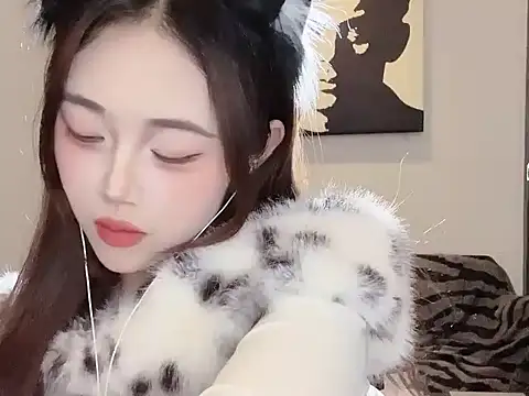 REne-0925 online show from February 11, 5:01 am