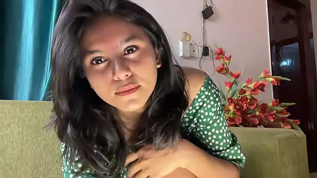 Piyyuu online show from April 27, 7:34 pm