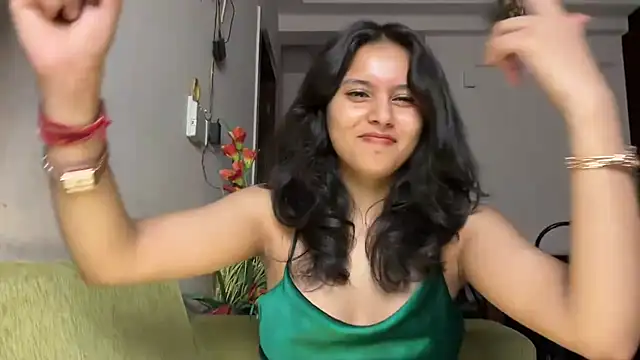 Piyyuu online show from July 9, 7:51 pm