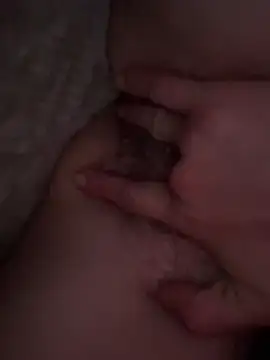 Snapshot of ResponsibleAir2 chatting on March 17, 9:01 am ResponsibleAir2 online show from March 17, 9:01 am