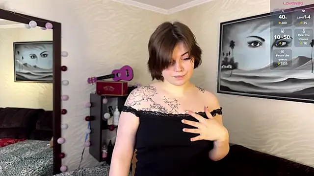 sophia loly online show from January 15, 9:36 am