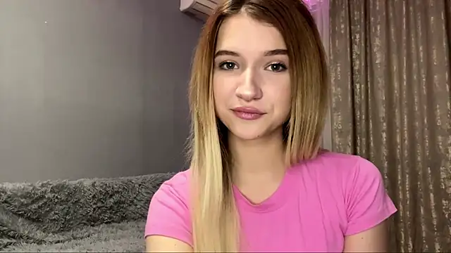 VikkiWittel online show from December 1, 4:56 pm