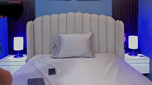 Snapshot of Miia_cute18 chatting on December 5, 12:25 pm Miia cute18 online show from December 5, 12:25 pm