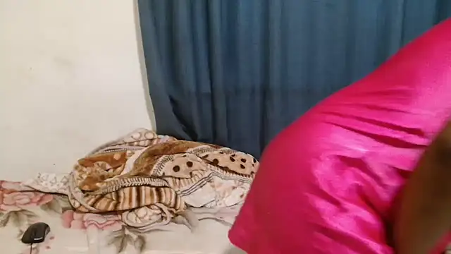 SexyMellow21 online show from December 15, 1:10 am