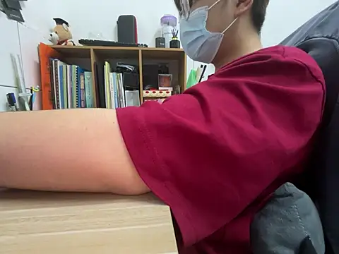 hiiiizzzz online show from February 16, 5:53 pm