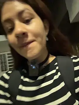 Snapshot of dakota021 chatting on March 15, 12:05 am dakota021 online show from March 15, 12:05 am