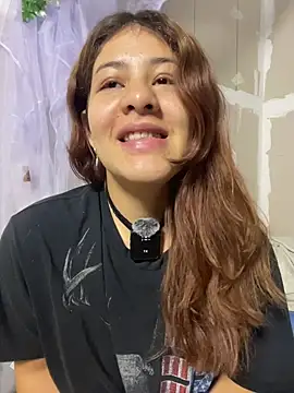 Snapshot of dakota021 chatting on March 23, 10:36 pm dakota021 online show from March 23, 10:36 pm