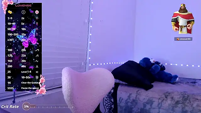 WattledFourth online show from February 3, 6:40 am