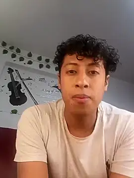 Varek biglatin dick online show from February 10, 2:37 am