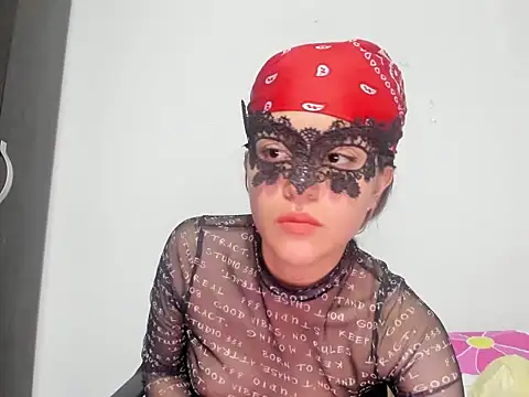 Snapshot of RubySexyBell chatting on January 12, 1:33 am RubySexyBell online show from January 12, 1:33 am