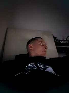 Snapshot of lottatoxicshyt chatting on December 4, 11:08 am lottatoxicshyt online show from December 4, 11:08 am