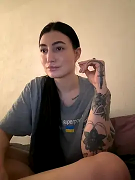 Snapshot of Ruby_yy chatting on December 2, 6:03 pm Ruby yy online show from December 2, 6:03 pm