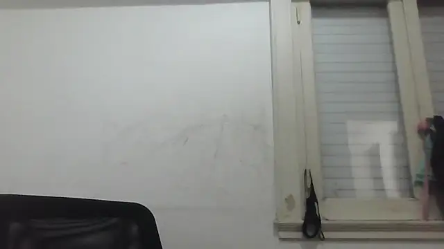 Snapshot of Darkytah chatting on January 10, 10:17 am Darkytah online show from January 10, 10:17 am