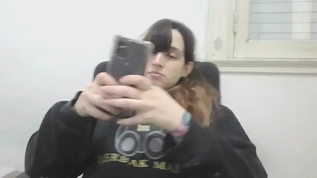 Snapshot of Darkytah chatting on January 15, 3:11 am Darkytah online show from January 15, 3:11 am