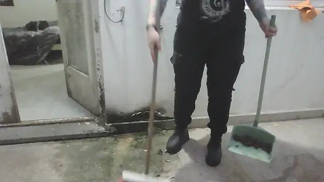 Snapshot of Darkytah chatting on January 17, 8:41 am Darkytah online show from January 17, 8:41 am