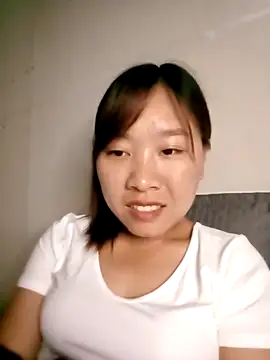 Snapshot of Minsssa20 chatting on April 1, 1:41 pm Minsssa20 online show from April 1, 1:41 pm