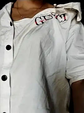 Snapshot of iam-eli chatting on December 3, 6:21 am iam-eli online show from December 3, 6:21 am