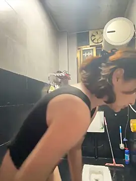 A-ZJunn online show from March 14, 12:32 pm