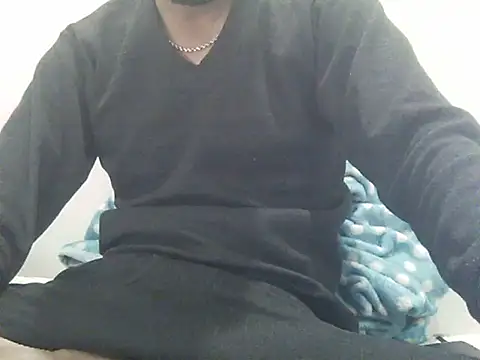 Snapshot of kalalund-up chatting on December 2, 3:51 pm kalalund-up online show from December 2, 3:51 pm