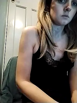 Amy01112 online show from February 13, 4:03 pm