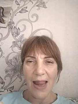 Snapshot of MichelleLove48 chatting on December 5, 10:57 am MichelleLove48 online show from December 5, 10:57 am