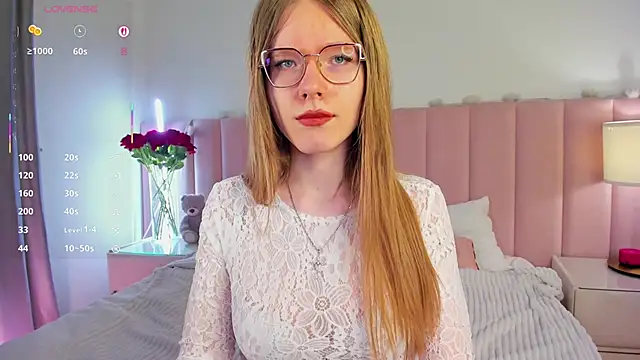 Snapshot of AnGee_ chatting on February 15, 4:47 pm AnGee online show from February 15, 4:47 pm