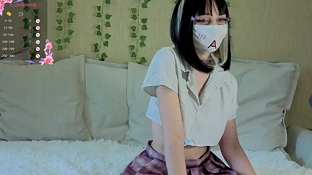 LunaNyan online show from March 19, 9:46 am