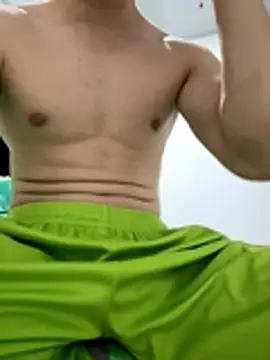 Snapshot of bebecito__ chatting on December 3, 5:26 am bebecito online show from December 3, 5:26 am