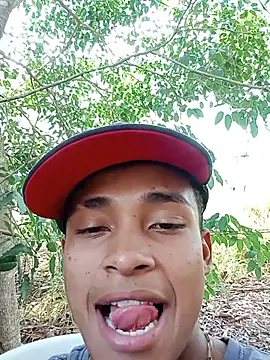 Snapshot of Negok1ng17cm chatting on December 3, 3:10 pm Negok1ng17cm online show from December 3, 3:10 pm