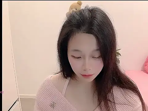 Snapshot of youyou-66 chatting on December 22, 8:44 am youyou-66 online show from December 22, 8:44 am