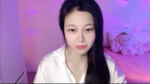 Snapshot of youyou-66 chatting on January 15, 4:06 am youyou-66 online show from January 15, 4:06 am