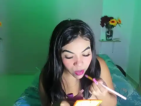 18teenssexy online show from December 19, 12:01 pm