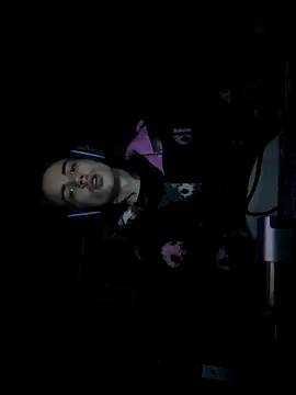 Snapshot of DkAuxier1 chatting on December 5, 3:04 am DkAuxier1 online show from December 5, 3:04 am