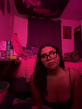 lunabellaX0 online show from July 18, 12:48 am