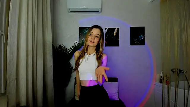 MidnighteAura online show from January 16, 3:32 am