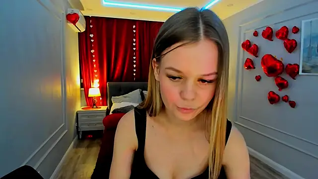 MidnighteAura online show from March 7, 9:01 pm