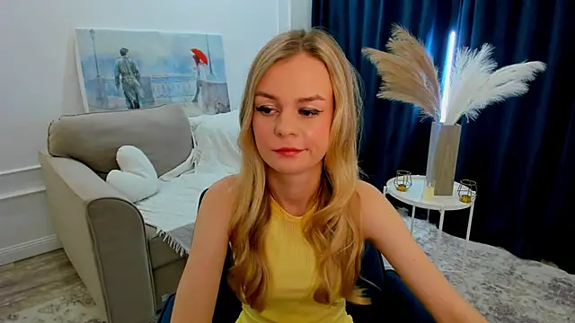 MidnighteAura online show from June 7, 3:10 am