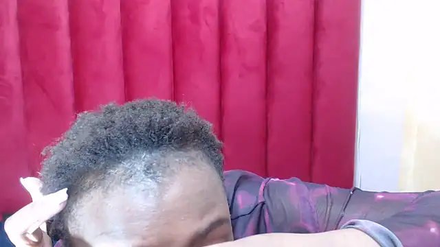 Snapshot of SexyHarleyBlack chatting on May 27, 7:49 am SexyHarleyBlack online show from May 27, 7:49 am