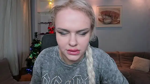 KamillaJei online show from December 23, 6:22 am