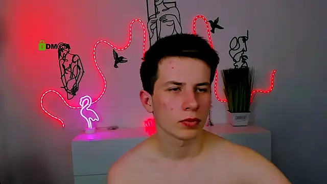 leo valor online show from March 16, 10:58 pm