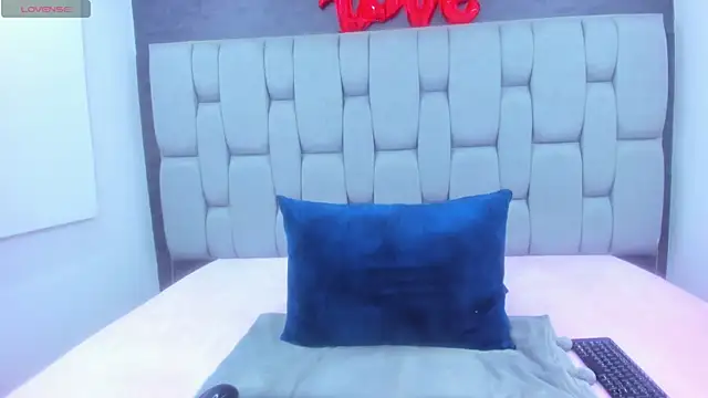 Snapshot of Gaby_Nasty chatting on December 2, 3:07 pm Gaby Nasty online show from December 2, 3:07 pm