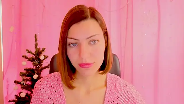 Snapshot of AniSkyy chatting on December 16, 10:09 am AniSkyy online show from December 16, 10:09 am